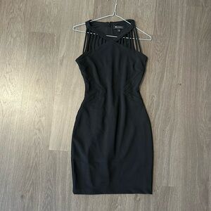 BNWT Women’s Guesa Body Con Dress